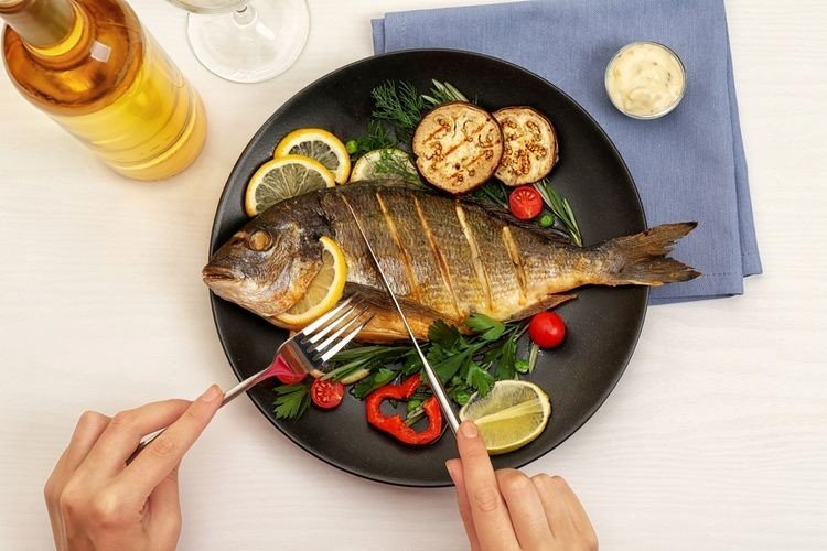 Apakah Boleh Penderita Wasir Makan Ikan?