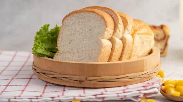 Apakah Boleh Makan Roti Setelah Operasi Wasir?