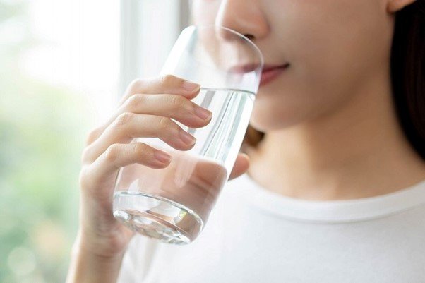 Kurang Minum Air Putih Bisa Menyebabkan Wasir
