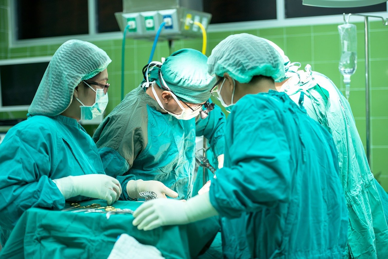 Operasi Fistula Ani: Metode, Prosedur, dan Pemulihan