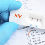 Segelas dengan penderita HIV